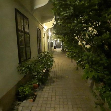 Happy Apartment In The Heart Of Budapest With 2 Rooms Esterno foto