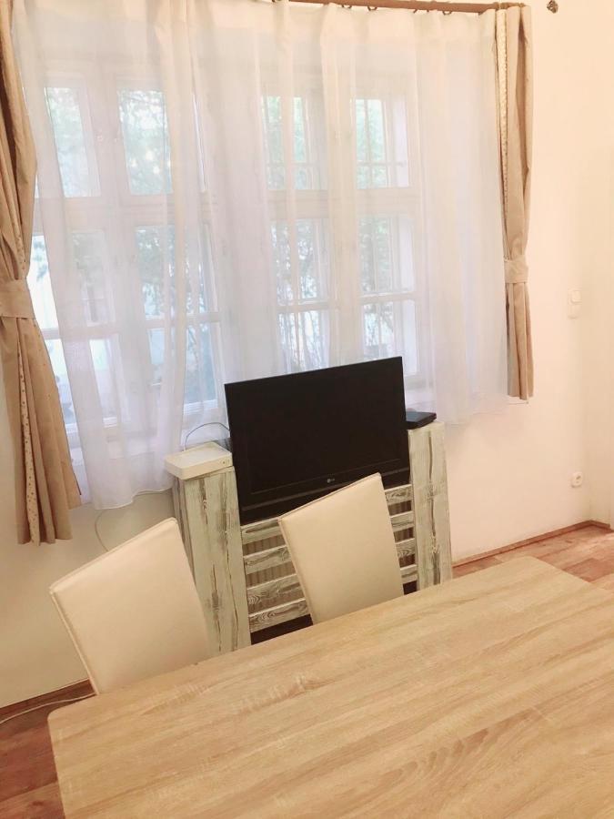 Happy Apartment In The Heart Of Budapest With 2 Rooms Esterno foto